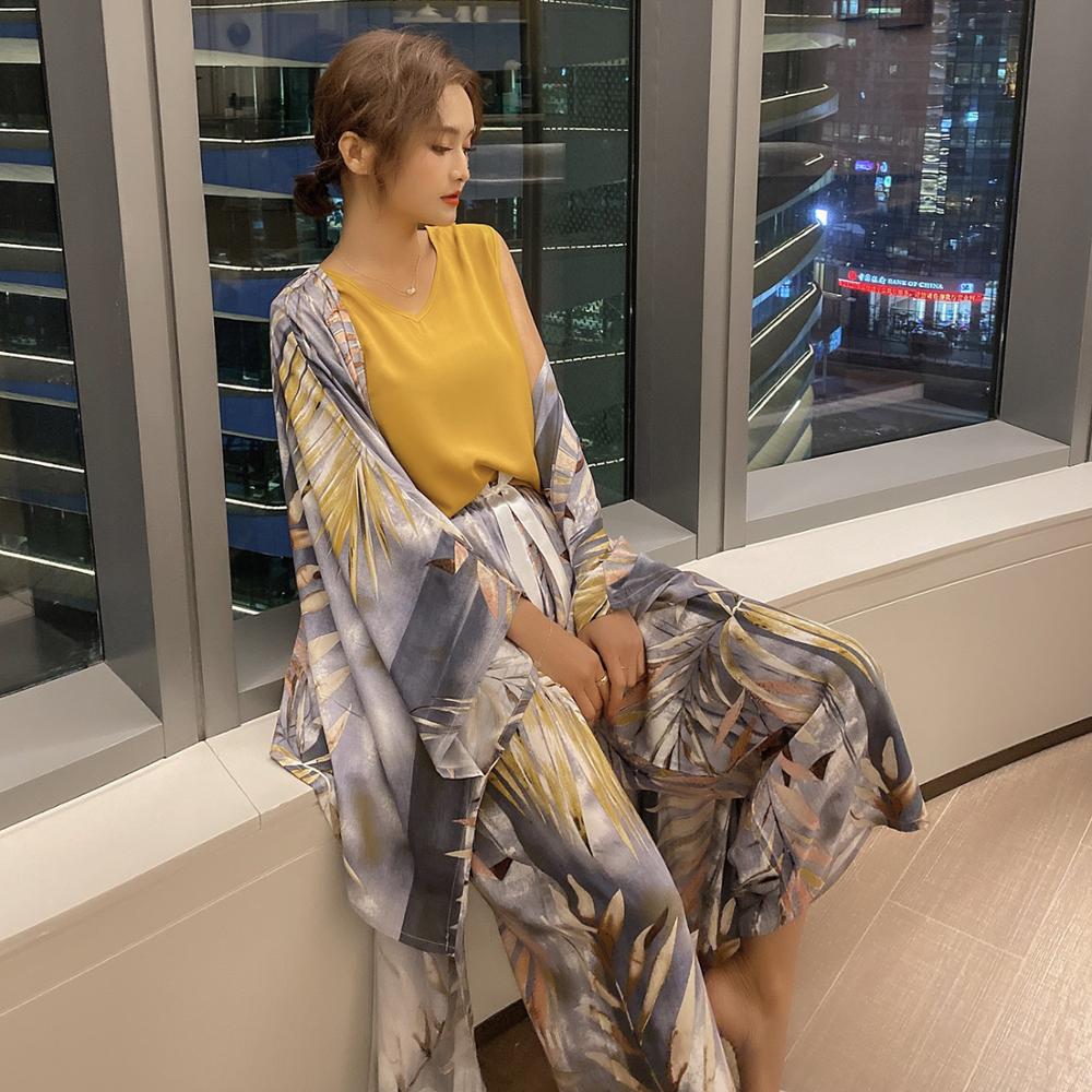 Painted Lady 4-Piece Spring Pajamas Sets