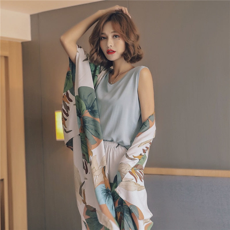 Painted Lady 4-Piece Spring Pajamas Sets
